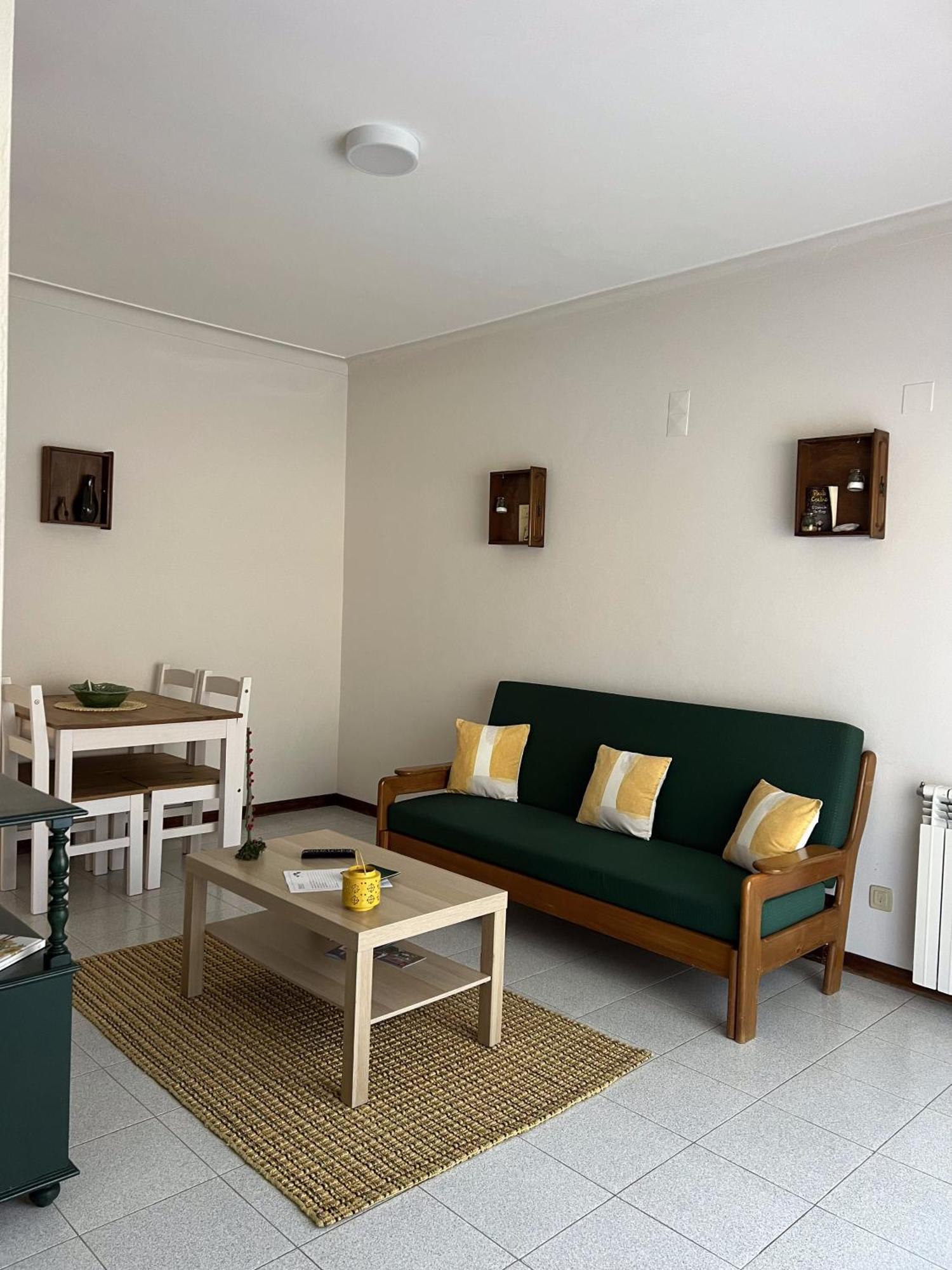 Apartment Encosta Do Sol
